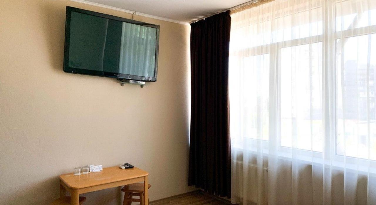 Etoile Hotel Harkiv Exterior foto