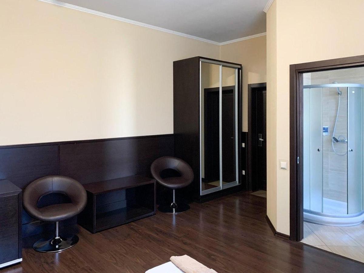 Etoile Hotel Harkiv Exterior foto