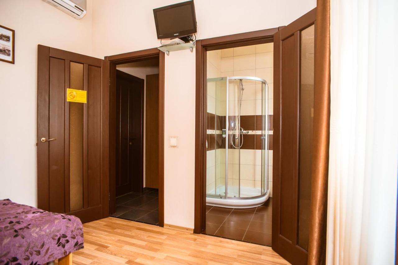 Etoile Hotel Harkiv Exterior foto